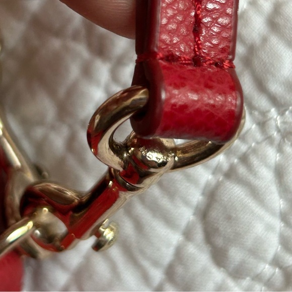 Coach crossbody with gold chain and hardware 👀❤️ - Picture 16 of 16